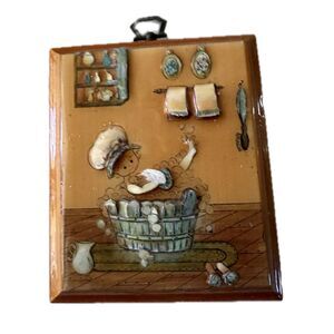 Vintage 3D Woman Bubble Bath Tub Decorative Resin Wooden Wall Plaque